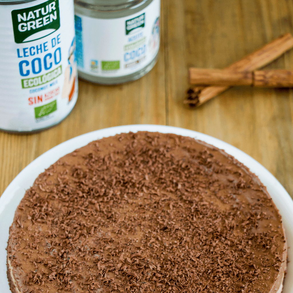 Tarta de mango y chocolate