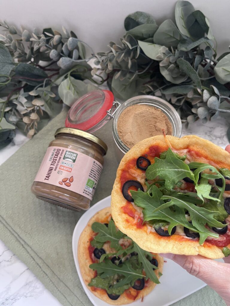 pesto vegano de espinacas y tahini tostado
